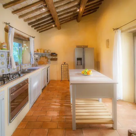 Sant'andrea Di Sorbello Sleeps 14 Pool Wifi * 프레지오