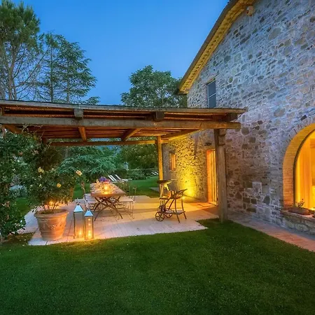 Sant'andrea Di Sorbello Sleeps 14 Pool Wifi *
